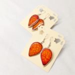 Kerámia lógó fülbevaló narancs-piros csepp 3 cm 2